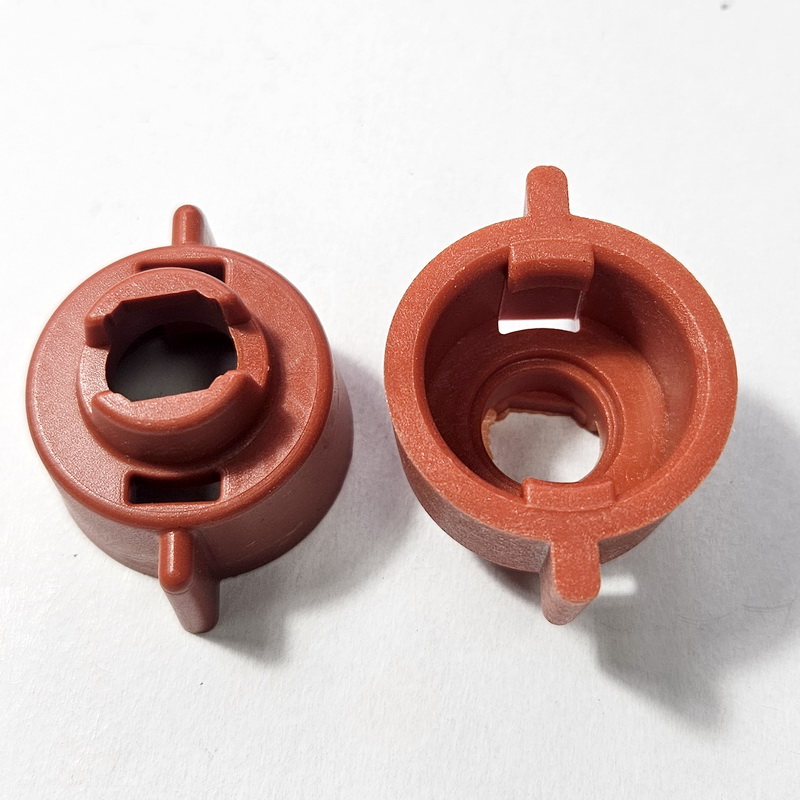 Navrtka bajonet crvena Ø24mm